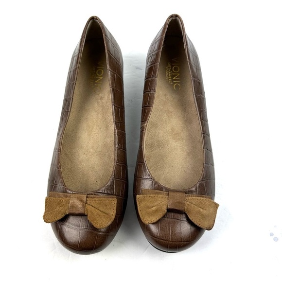 Vionic Lydia Orthaheel Wedge Shoes 7.5 Brown Croc Embossed Slip On Shoes Womens - Picture 1 of 8